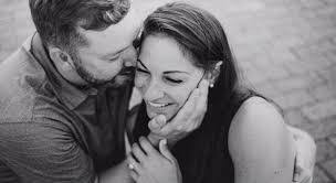 Anne Leppert's Instagram, Twitter & Facebook