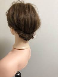 もう切りたくならない うっとうしい 伸ばしかけの髪 をまとめる方法 髪を伸ばす アップスタイル 伸ばしかけ