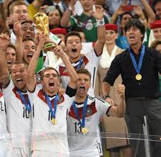 Mit 38 jahren dani alves zurück in der. Heute Vor Einem Jahr Beginn Der Fifa Wm 2015 In Brasilien Welt