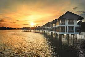 The bagan lalang beach resort has one of the largest grounds among the budget hotels. Pantai Bagan Lalang Seafood Terbaik Penginapan Superb