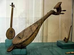 Alat musik ini adalah warian dari kerajaan melayu. Lengkap Alat Musik Tradisional Maluku Beserta Gambarnya Budaya Nusantara