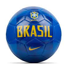 Magasin en ligne spécialiste du football et des produits officiels des clubs de foot. Achetez Ballon De Football Bresil Nike Supporters 2018 2019 Bleu