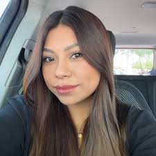 Salma Castro's Instagram, Twitter & Facebook