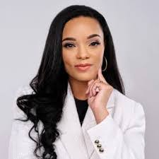 Rachel Underwood's Instagram, Twitter & Facebook