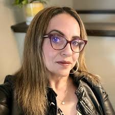 Mari Beck (@maribeckauthor) • Instagram photos and videos