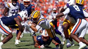 Sam Leavitt's 4 TDs, LSU's 7 sacks overwhelm Auburn - Southeastern Conference