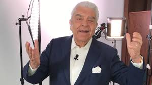Don francisco was born on december 28, 1940 in talca, maule, chile as mario kreutzberger blumenfeld. Mario Kreutzberger Pone A La Venta Su Mansion En Miami Adquirida En 1993 Radio Maray
