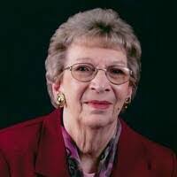 Edna Moore's Instagram, Twitter & Facebook