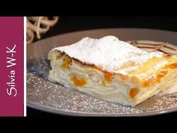 Millirahmstrudel Strudel Milchrahmstrudel Ausziehen Und Ausrollen Youtube Milchrahmstrudel Millirahmstrudel Strudel Rezept
