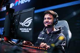 Source player who currently plays for astralis as the awper. Fer Cs Go Settings Gear Config Crosshair 2021
