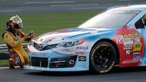 Hd nascar streams online for free. Fox Camera Breaks Rope Damages Race Cars