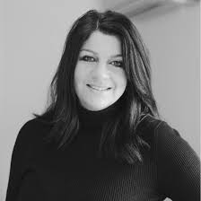 Faceți cunoștință cu echipa noastră de management