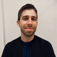 I am thrilled to announce that I've accepted a Career Experience  opportunity at Apple as a UX Designer within the IS&T team. Starting in  January 2025, I'll be diving into a 6-month