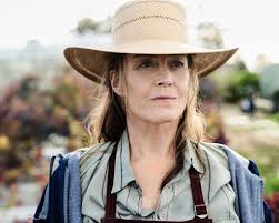 Sigourney Weaver: "Women hold the world together"