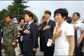 권영진은 1962년 12월 10일에 경상북도 안동군 남선면에서 태어났다. ë‹¨ë… ê¶Œì˜ì§„ ëŒ€êµ¬ì‹œìž¥ ì‹ ì²œì§€ ìœ„ìž¥ë‹¨ì²´ì™€ ìž¦ì€ ì 'ì´‰ ì •í™© ë…¸ì»·ë‰´ìŠ¤