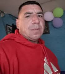 SIN VIDA ENCUENTRAN A VECINO EXTRAVIADO EN QUILLÓN Durante la tarde de  ayer, equipos de búsqueda encontraron sin vida a Roberto Concha, vecino de  Quillón, quien se encontraba desaparecido desde el pasado