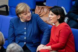 Wer Ist Grunen Kanzlerkandidatin Annalena Baerbock Politik Allgauer Zeitung