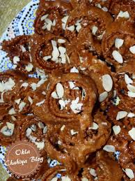 Chebakia A La Farine Complete Ramadan 2018 En 2020 Chebakia Farine Complete Alimentation