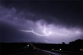 Das führt den voraussagen der meteorologen zu gewittern am samstagnachmittag. Wetterdienst Warnt In Nrw Vor Orkan Sabine Unterricht Fallt In Einigen Stadten Aus