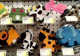 Painted Wood Cutouts Maybe Make A Zoo Or Farm Operation Christmas Child Boxes Operation Christmas Child Animal Cutouts