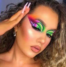 Makeup colorido💚🧡💜💛🧡