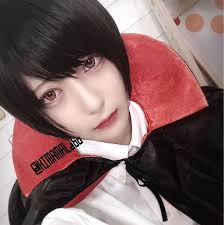 ドラキュラ男装メイク 男装メイク かっこいい女 美人 ヘアスタイル