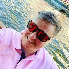 Aaron Higdon's Instagram, Twitter & Facebook