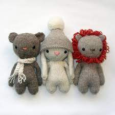 Knitting and crochet · 800 free patterns · hobbii yarn sale Ravelry Knitted Friends Pattern By Suzy Wool