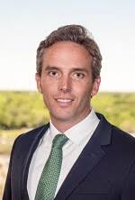 Principled leadership with extensive real estate banking experience