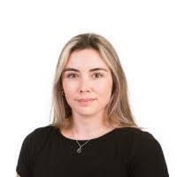 Ellen Shipton's Instagram, Twitter & Facebook