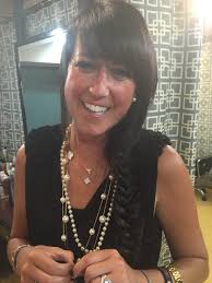 Kate Putnam, Supporting Modern Day Woman