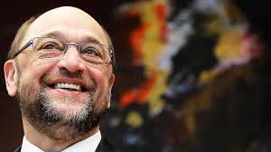 Han utmanar Merkel med slagord om rättvisa