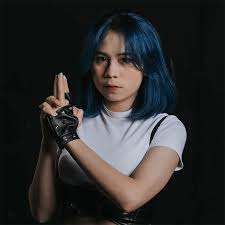 The more commonly used name, san siro, is the name of the district where it is located. Meo Simmy Ná»¯ Streamer Cá»§a Hero Team La Ai