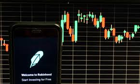 For example, investors pay a monthly fee of $5 for a robinhood. Robinhood Begins Trading At Bottom Of Range Pymnts Com