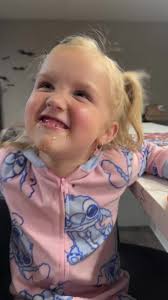 Her great grandma in heaven would be saying the same thing tonight  #gomariners #mariners ⚾️😱