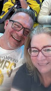 In case we haven't been introduced... 👩‍❤️‍👨 We're Jonny and Lu Waywell,  the husband and wife team behind Deepwell Jet Wash After falling in love  with the sea