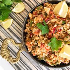 Bu lezzetli i̇spanyol pilav paella denir. Fitfi Pirincsiz Vegan Ispanyol Pilavi Paella Klasik Versiyonunda Deniz Urunleri Ve Pirinc Kullanilan Bu Pilavin Icinde Pirinc Yok Gluten Yok Et Yok Bol Bol Saglik Lezzet Ve Sebze Var Ben Hem