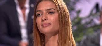 Les célibataires vont enfin savoir qui va être envoyé en love machine. 10 Couples Parfaits 3 Lena Sous Le Choc Apres S Etre Faite Larguee Par Ariel Mce Tv