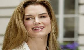 She was initially a child model and gained critical acclaim at age 12 for her leading role in louis malle's film pretty baby. Garry Gross Who Took Controversial Nude Pictures Of Brooke Shields Dies At 73 Daily Mail Online