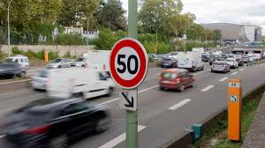 Photo Pollution sonore : le priphrique  50 km/h facilitateur des grasses ...