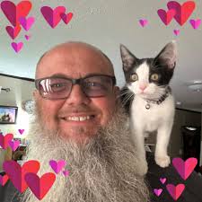 Hi! My friends and I are wanting to spend the day at a lake/creek. Any good  spots where we could pull up our car close to the spot? Like park next to