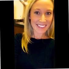 Mandy Richards's Instagram, Twitter & Facebook