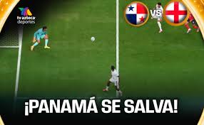 ¡ATAJADÓN de Orlando Mosquera! Panamá evita el primer gol con una salvada espectacular