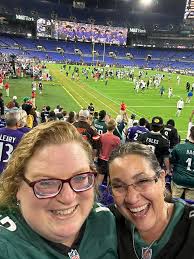 Eagles win at stadium tour