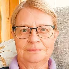 Margaret Deller's Instagram, Twitter & Facebook