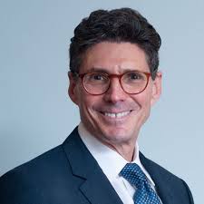 How Health Care Marketers Can Become Leaders