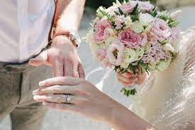 Frasi di auguri matrimonio tra gli sposi a volte la vita ti da cose che non ti saresti aspettao. Le Frasi Di Matrimonio Dei Poeti Piu Famosi Per Celebrare Il Grande Giorno Pourfemme