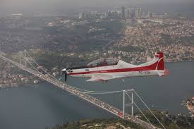 Hurkus Egitim Ucagi Ile Intibak Gorerek Aletli Ucus Seyrusefer Gece Ve Kol Ucusu Egitimleri Yapilabilecektir Seyahat Askeri Istanbul