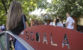 Voi sunteti mijlocitori sfintei treimi si puteti sa. AnunÈ› De UltimÄƒ OrÄƒ Cursurile ContinuÄƒ Online La DouÄƒ È™coli Alte Cinci Ies Din Acest Scenariu In CapitalÄƒ Stiri Pe Surse Cele Mai Noi Stiri