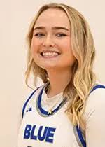 Amelia Hodges's Instagram, Twitter & Facebook